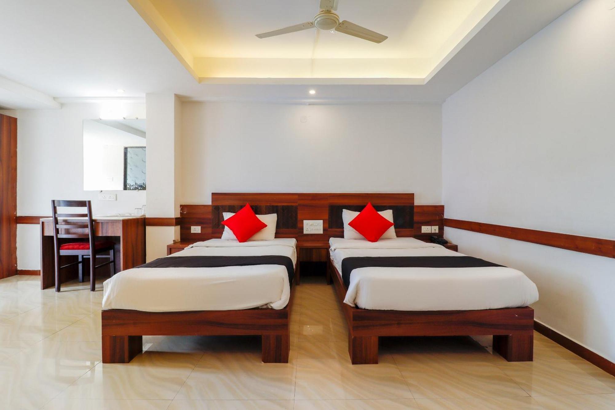 Sai Arya Residency Hotell Mangalore Exteriör bild