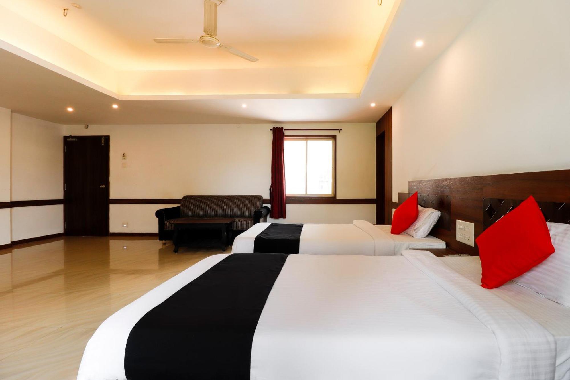 Sai Arya Residency Hotell Mangalore Exteriör bild
