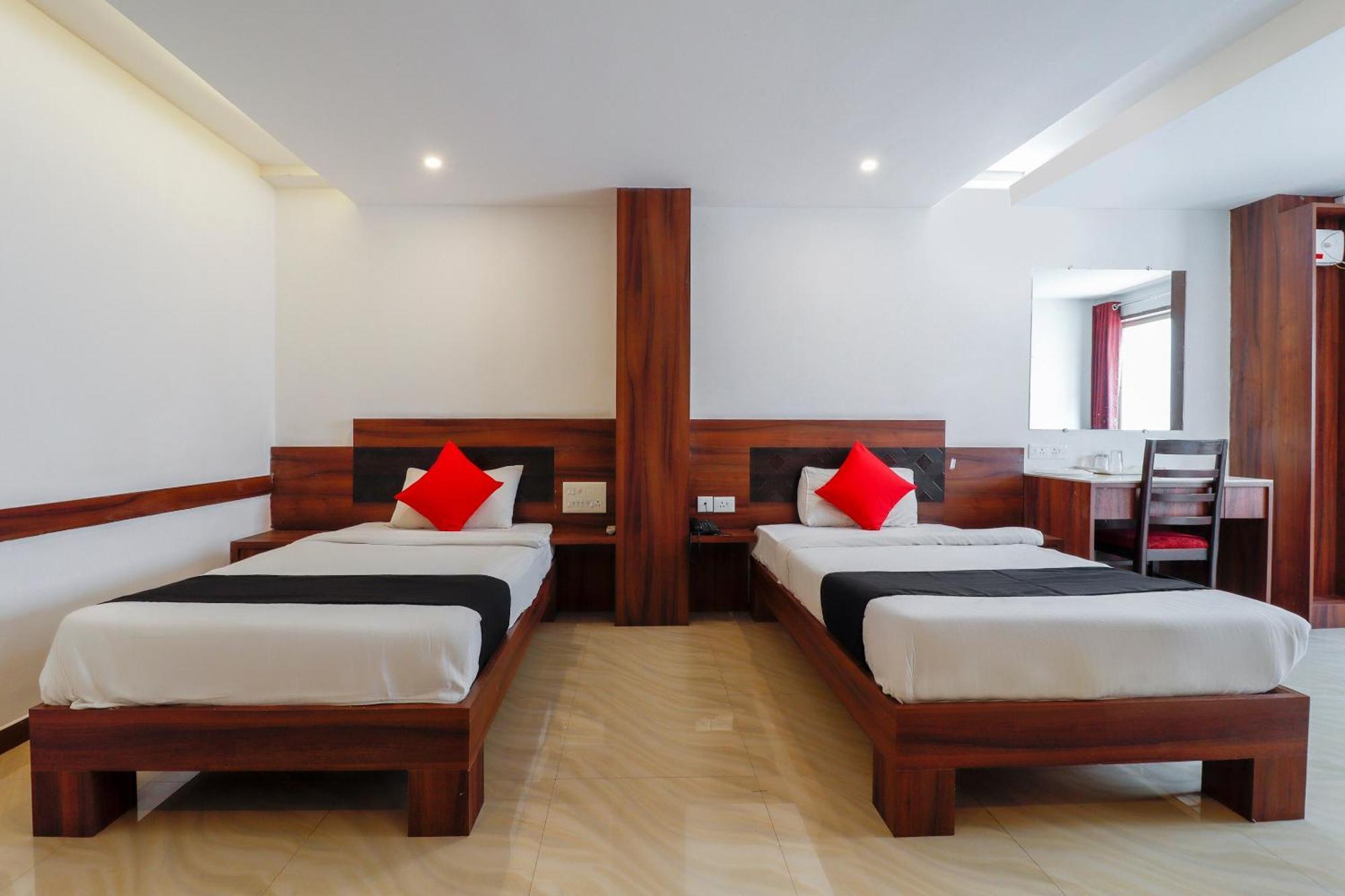 Capital O Sai Arya Residency Hotell Mangalore Exteriör bild